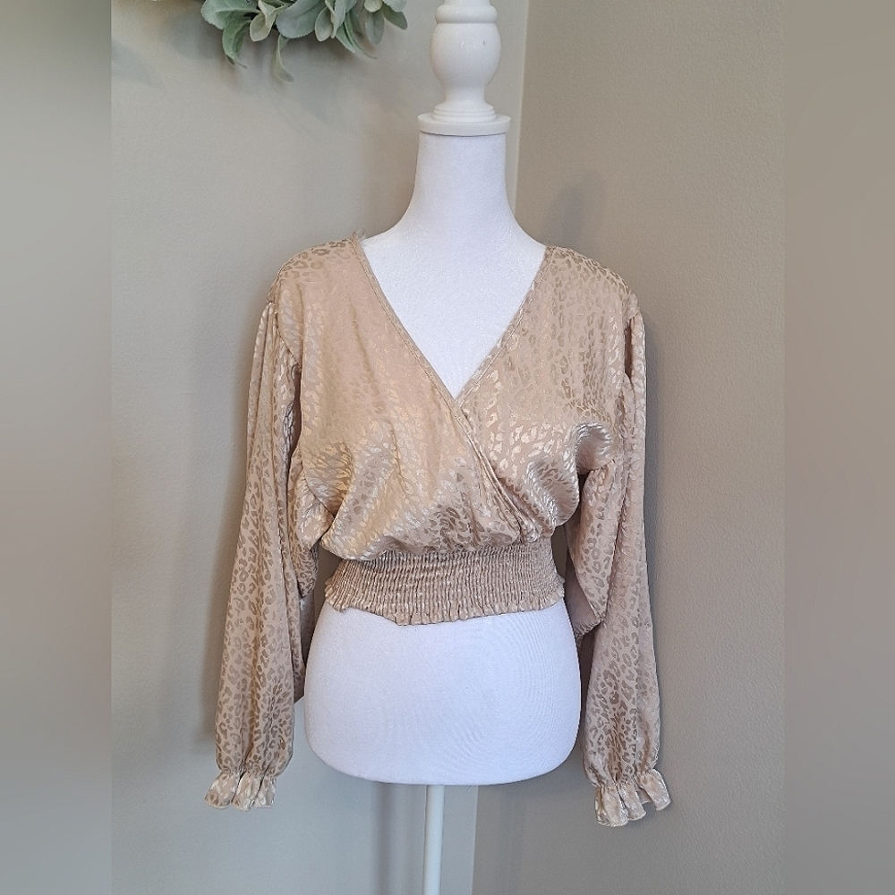 ALTARD state peach animal print crop top size small